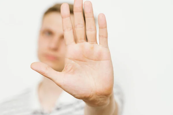 Второй за неделю школьник умер на юге Казахстана